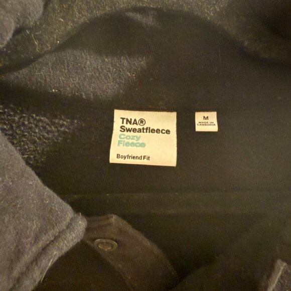 Aritzia TNA Cozy Sweatfleece Boyfriend Polo Sweatshirt - Picture 3 of 4